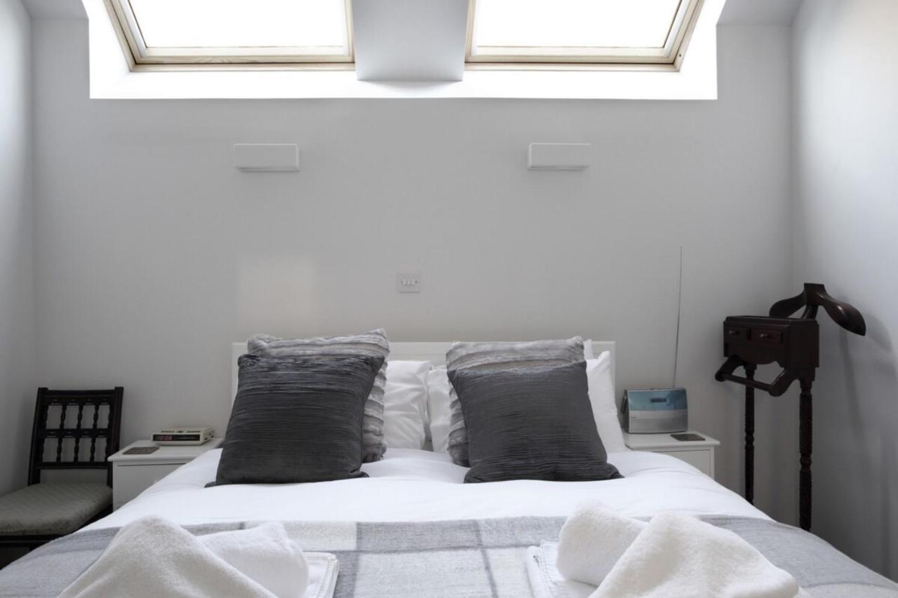 Апартаменты Quiet Ground Floor Mews Flat And Parking Эдинбург Экстерьер фото
