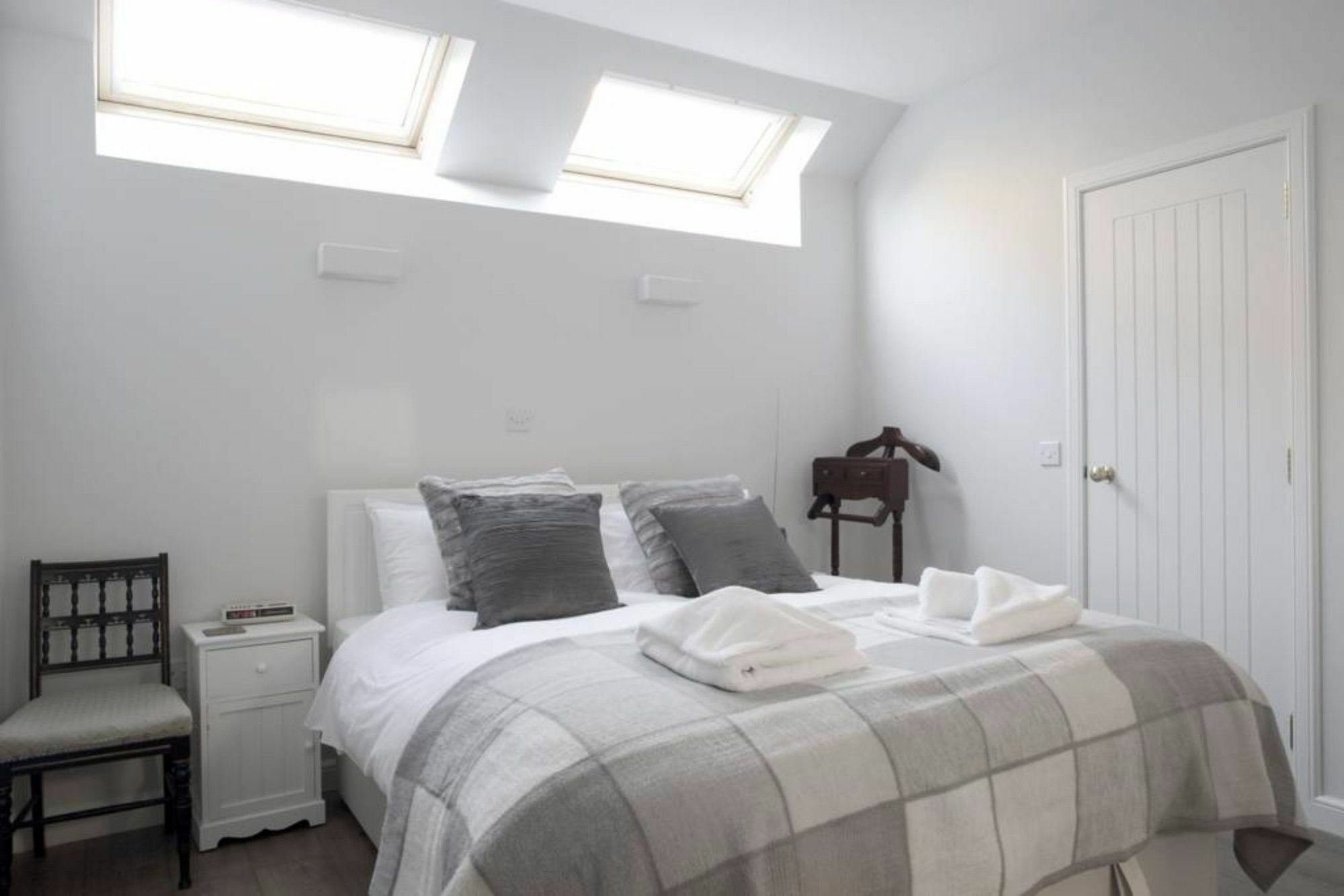 Апартаменты Quiet Ground Floor Mews Flat And Parking Эдинбург Экстерьер фото